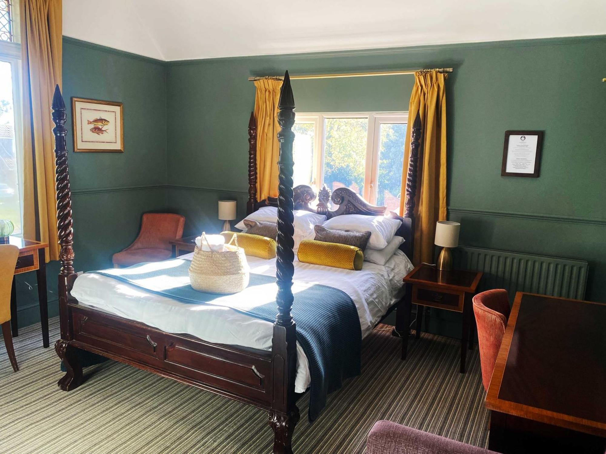The 4* Emsworth